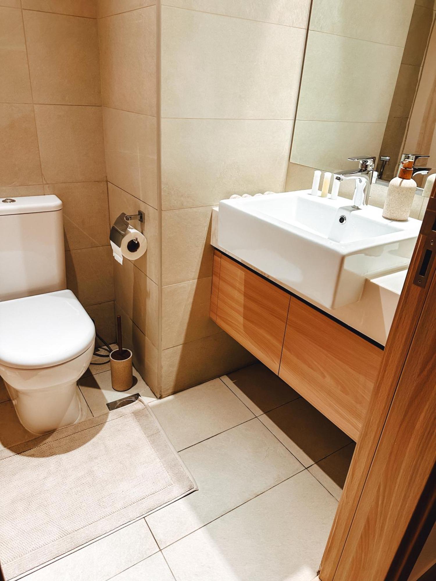 Premium Plus Studio - Nahe Downtown *